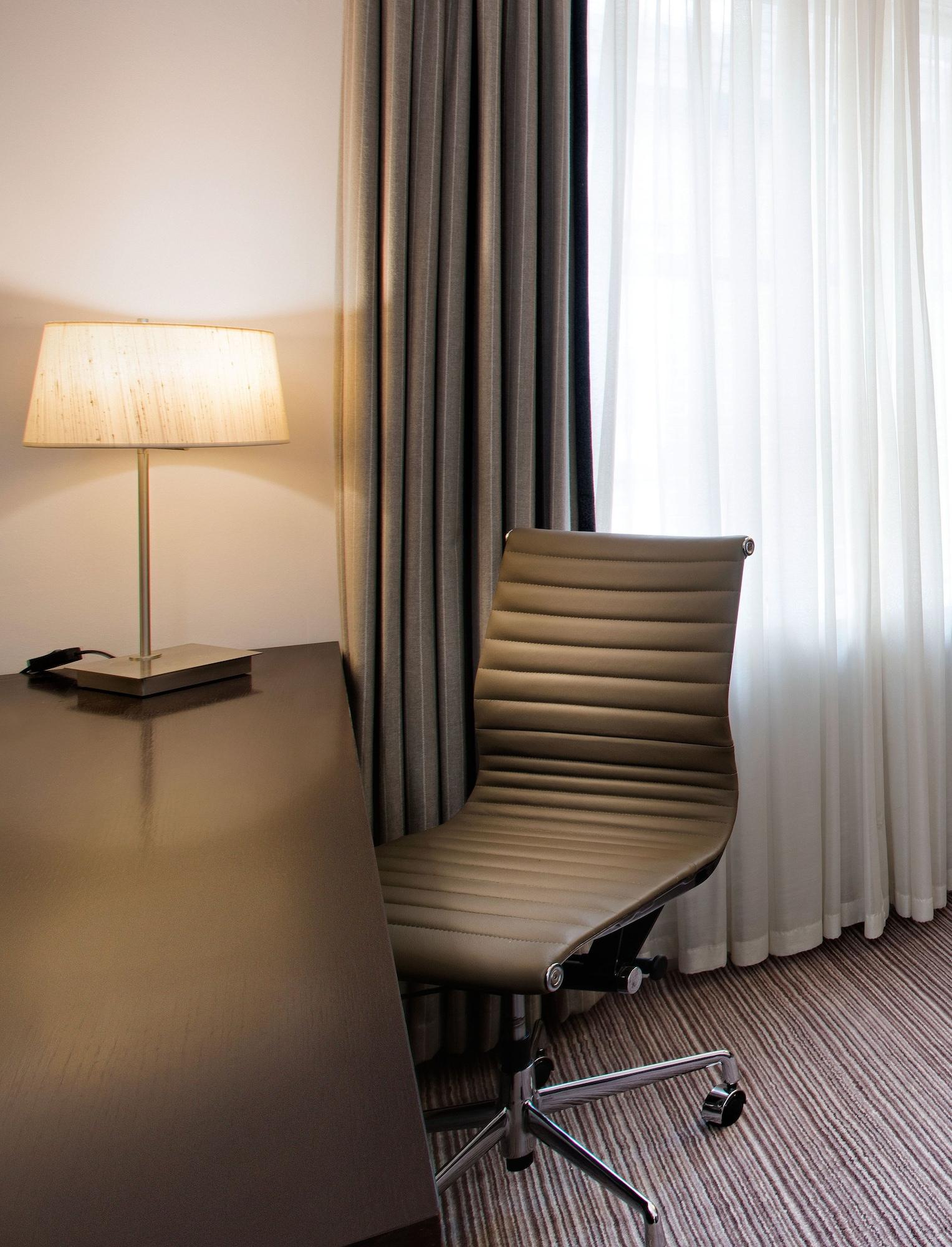 Leonardo Hotel Cardiff Extérieur photo